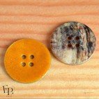 Bouton Nacre Akoya Orange melon Paillettes dorées 22  mm - Face et dos