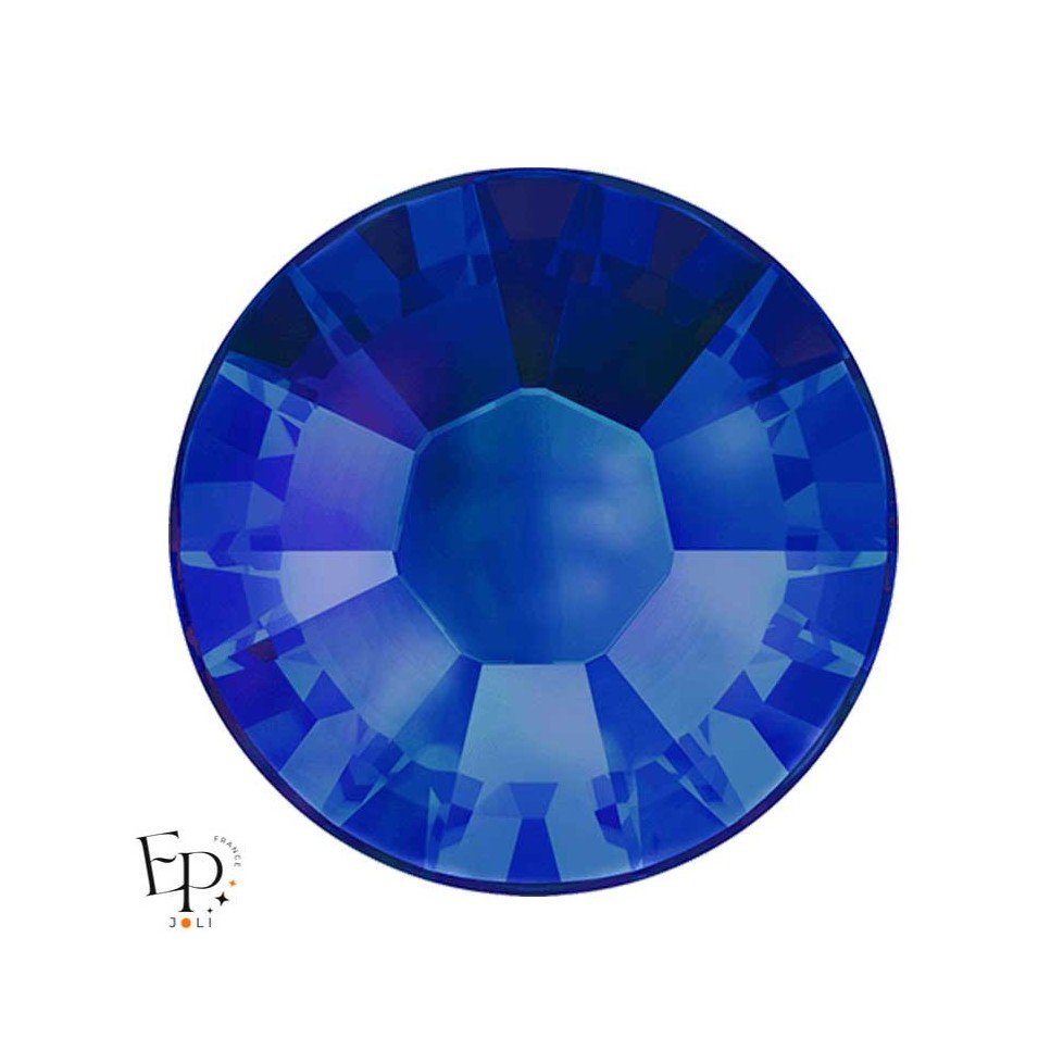 Strass Hotfix Swarovski Xilion 2038 SS10 (3 mm) et SS16 (4 mm) coloris Bleu méridien (Crystal Meridian Blue) thermocollant Strass Hotfix Swarovski Xilion 2038 SS10 (3 mm) et SS16 (4 mm) coloris Bleu méridien (Crystal Meridian Blue) thermocollant