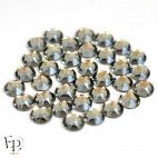 Lot de Strass Hotfix Swarovski Xirius 2078 coloris Black Diamond thermocollant