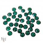 Strass Swarovski Emerald 7 mm thermocollant – vert profond intense et éclat précieux