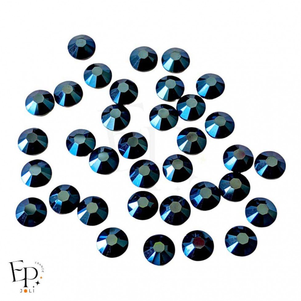 Strass Swarovski thermocollants Crystal Metallic Blue SS34 7 mm pour vêtements et customisation textile Strass Swarovski thermocollants Crystal Metallic Blue SS34 7 mm pour vêtements et customisation textile
