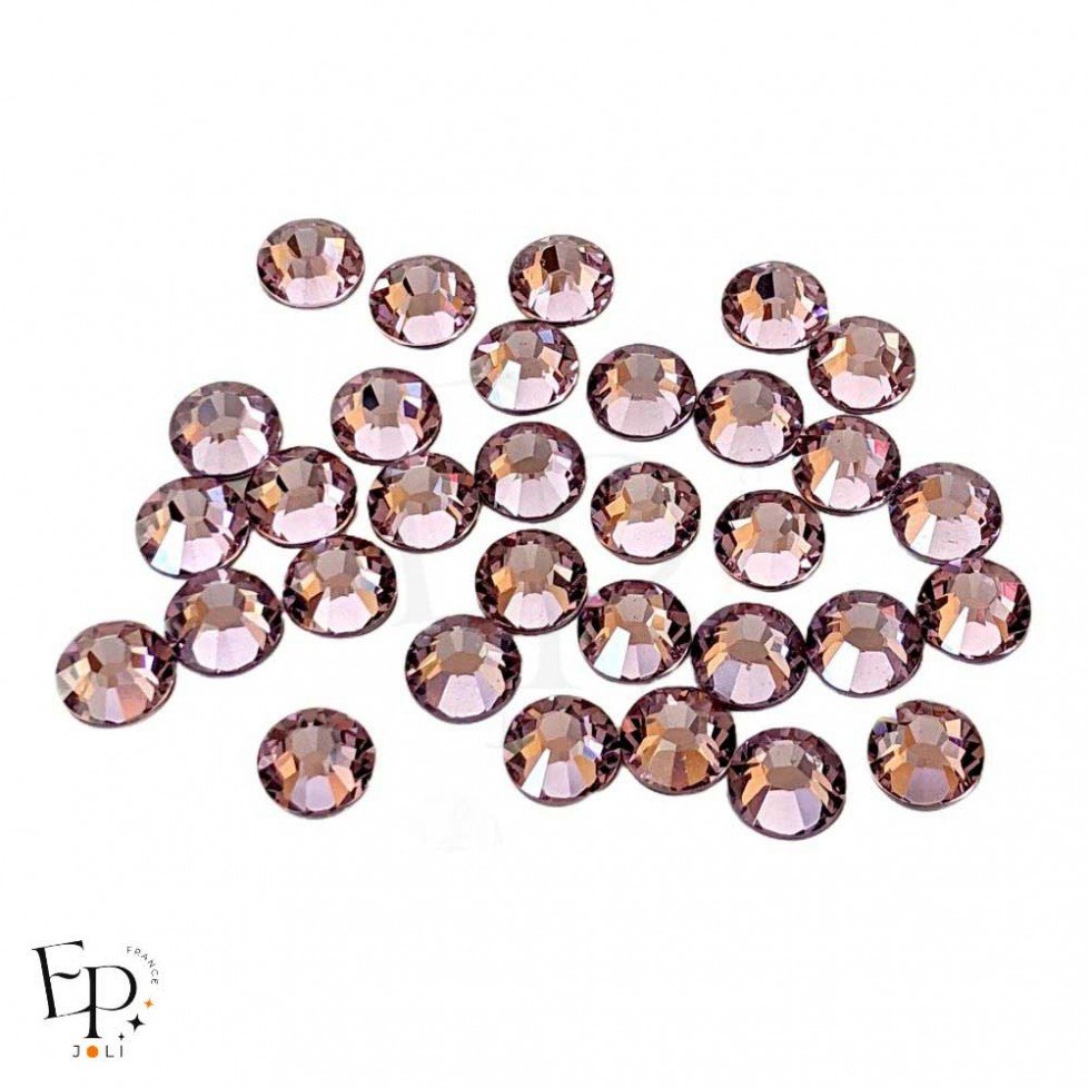 Strass Swarovski thermocollants Light Amethyst SS34 7 mm pour vêtements et customisation textile Strass Swarovski thermocollants Light Amethyst SS34 7 mm pour vêtements et customisation textile