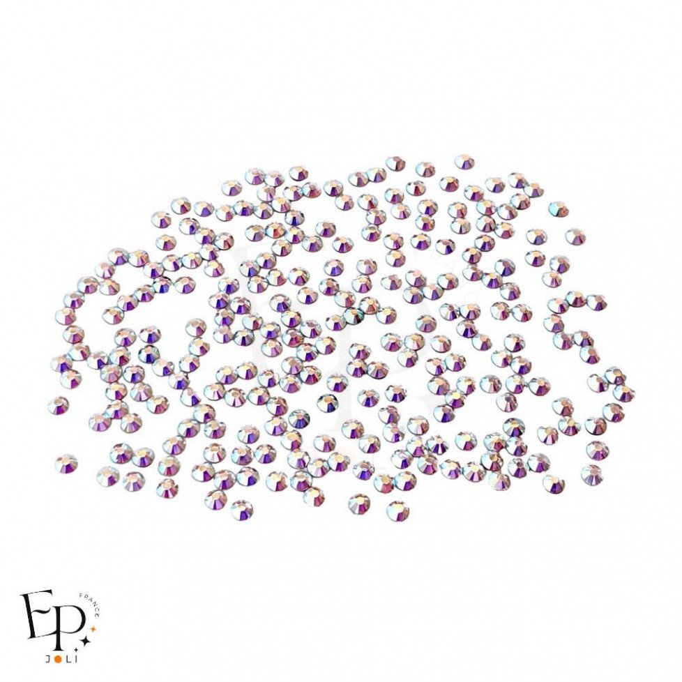 Strass Swarovski Crystal AB 3 mm – éclat nacré et multicolore sur fond neutre