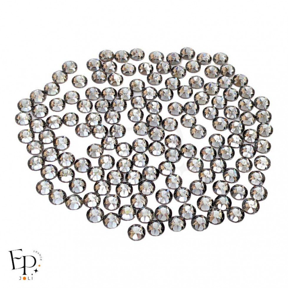 Strass Swarovski Black Diamond thermocollant 4 mm – gris fumé élégant et transparent