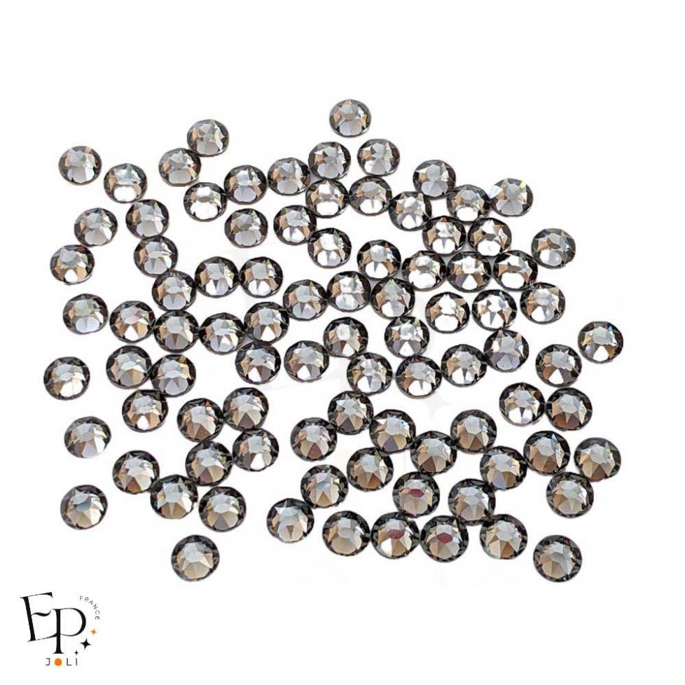 Strass Swarovski Black Diamond thermocollant 5 mm  – gris fumé élégant et transparent